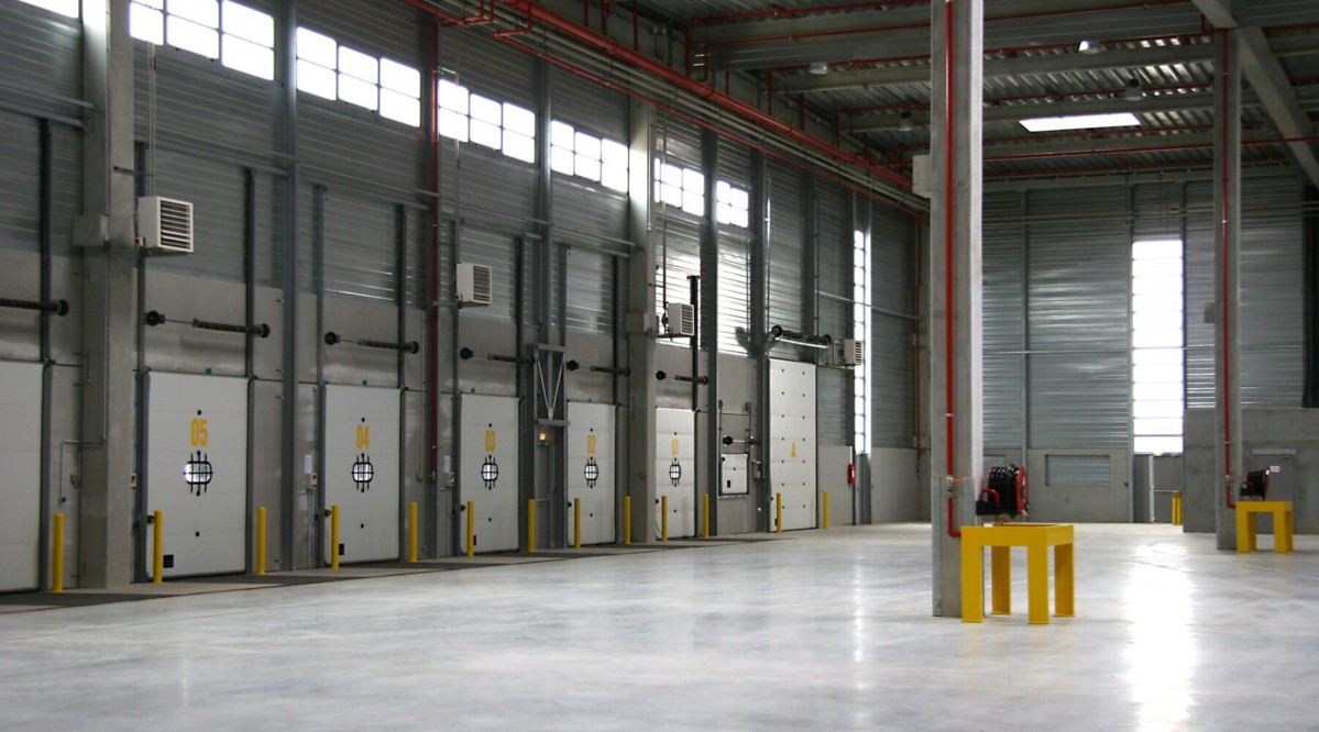 Warehouse  Moissy-Cramayel  20 447 sqm