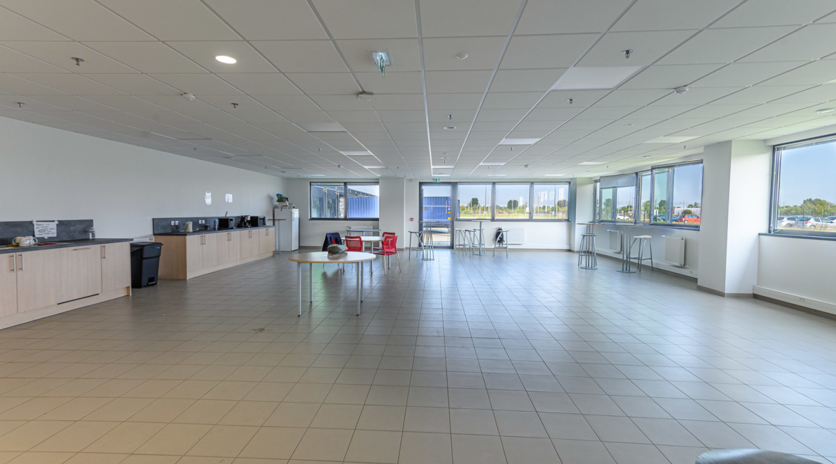 Warehouse  Dourges 12 827 sqm