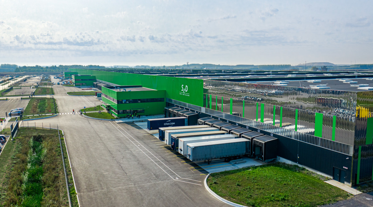 Warehouse  Dourges 12 827 sqm