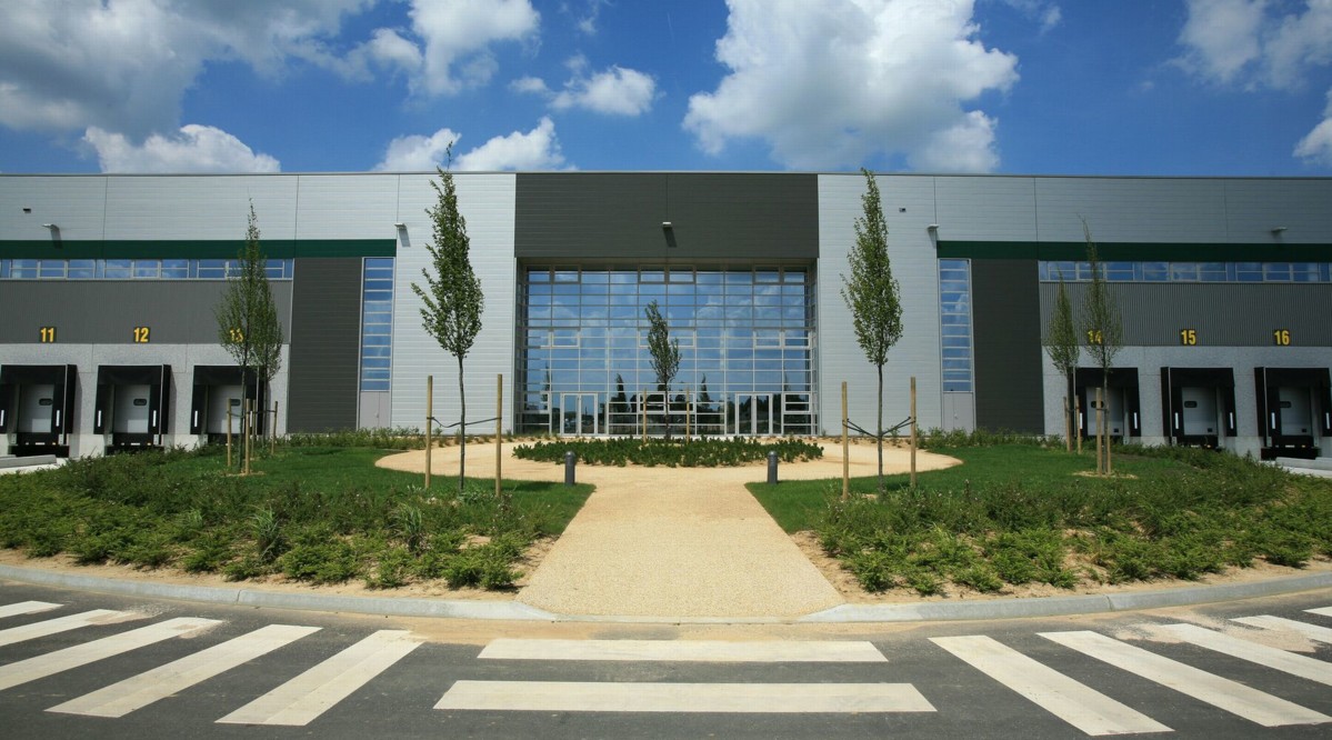 Warehouse  Moissy-Cramayel  20 447 sqm