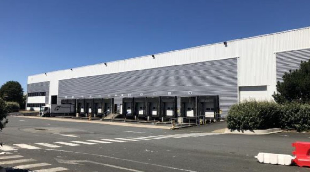 Warehouse  Combs-la-Ville 22 405 sqm