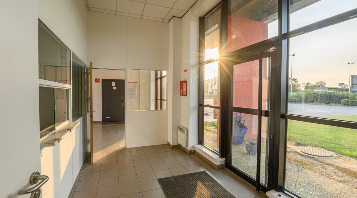 Warehouse  Dourges 12 130 sqm