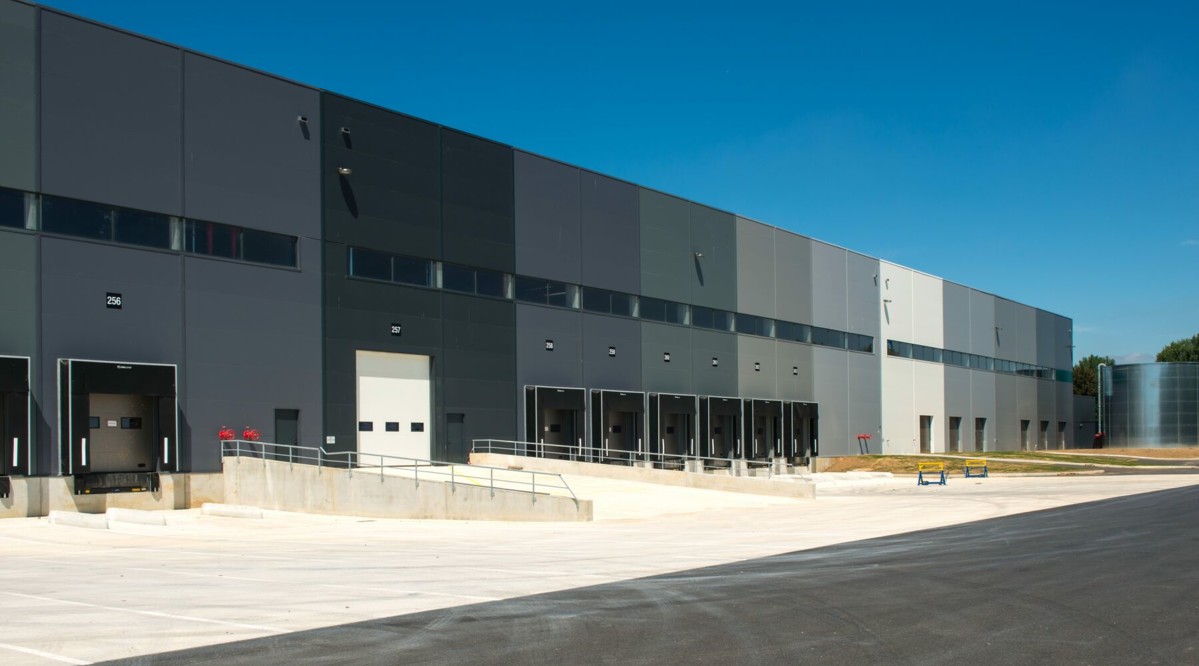 Warehouse  Moissy-Cramayel  20 447 sqm