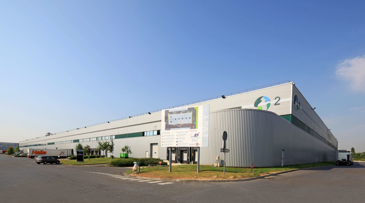 Warehouse  Lisses 36 184 sqm
