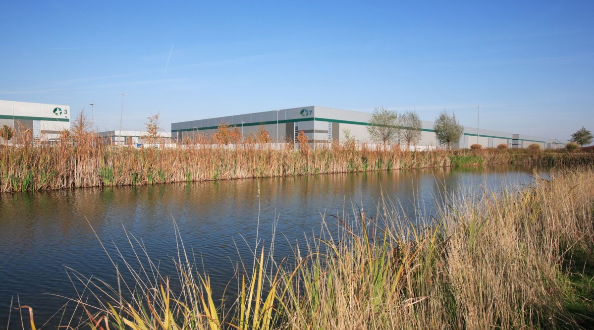 Warehouse  Moissy-Cramayel 20 423 sqm