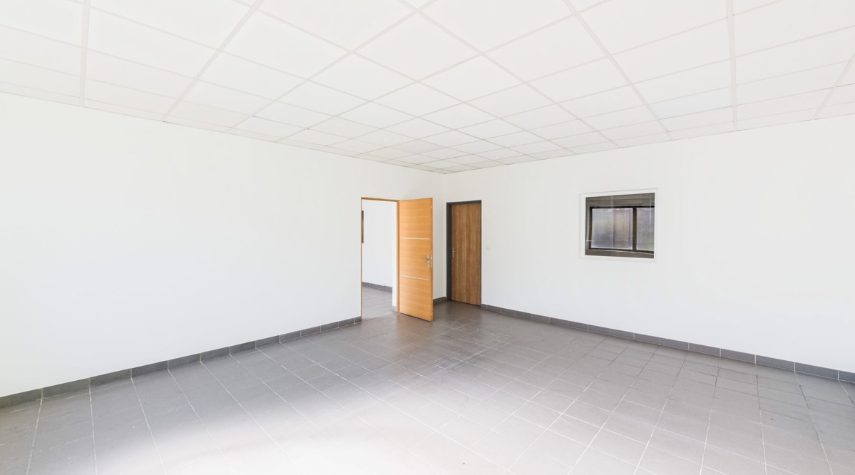 Entrepôt Saint-Denis 3 687 m²