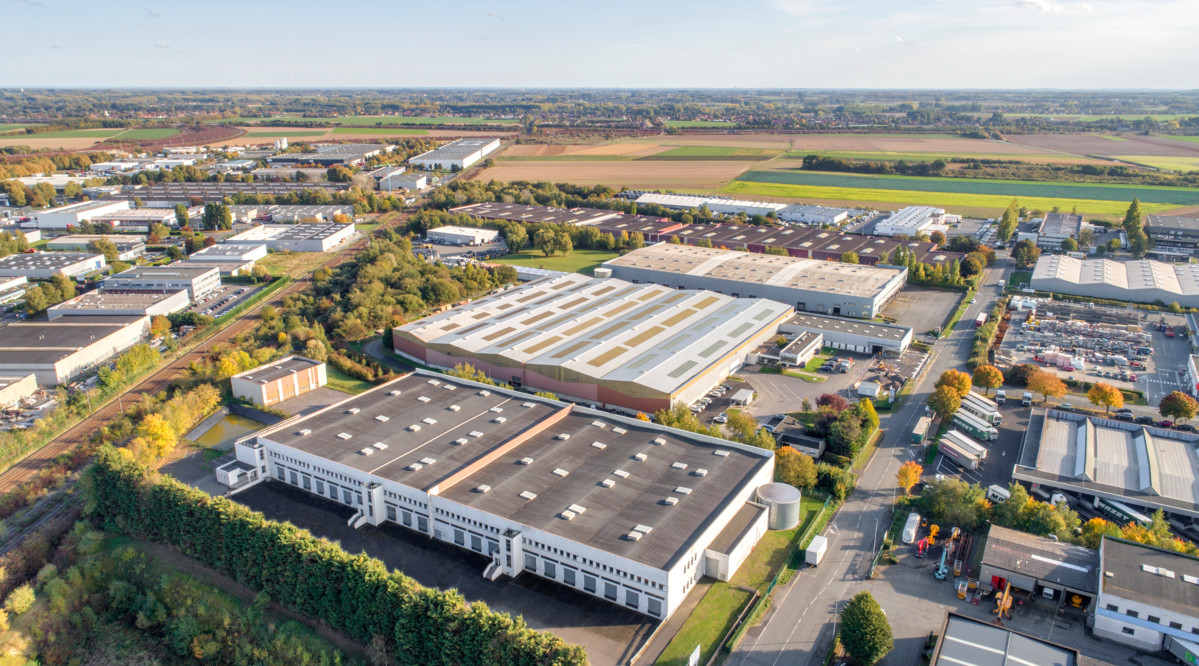Warehouse  Lesquin 5 378 sqm