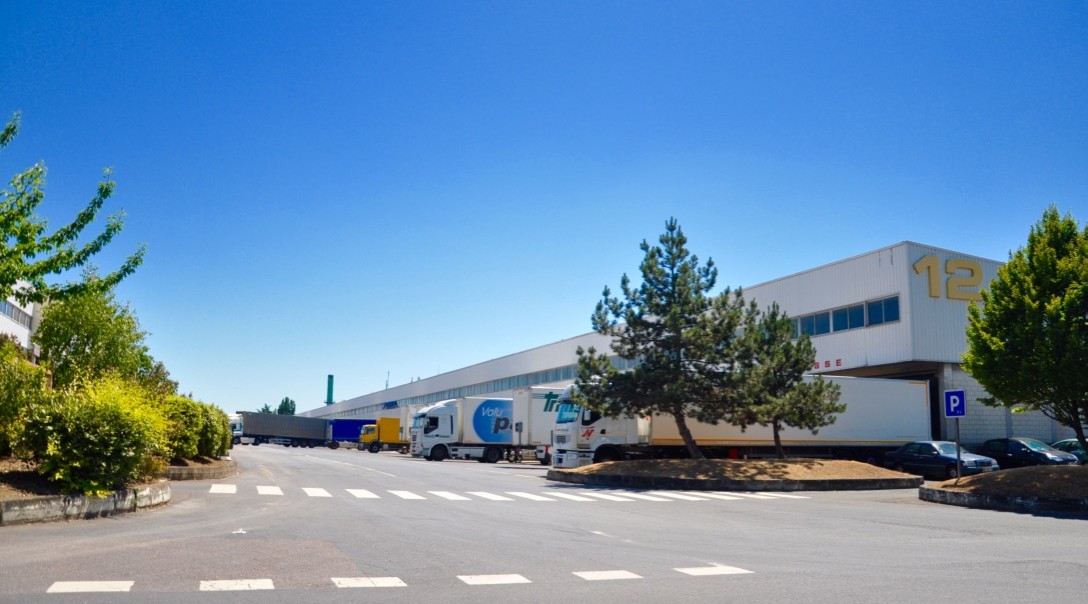 Entrepôt Aulnay-sous-Bois 2 081 m²