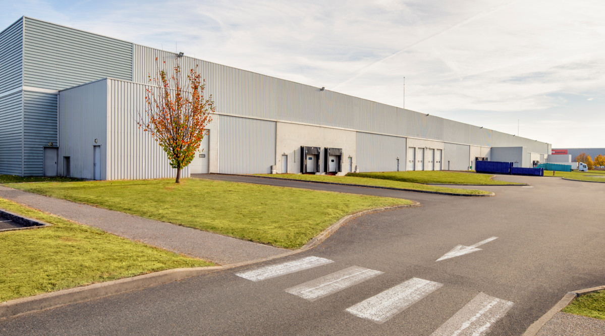 Entrepôt Combs-la-Ville 6 806 m²