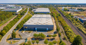Warehouse  Moissy 10 997 sqm