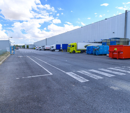 Entrepôt Vert-Saint-Denis 37 806 m²