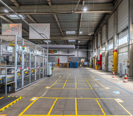 Warehouse  Combs-la-Ville 1 325 sqm