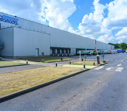 Entrepôt Vert-Saint-Denis 37 806 m²