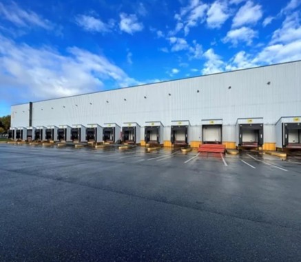 Warehouse  Combs-la-Ville 2 582 sqm