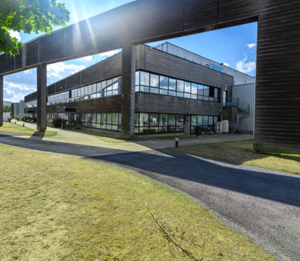 Entrepôt Vert-Saint-Denis 37 806 m²